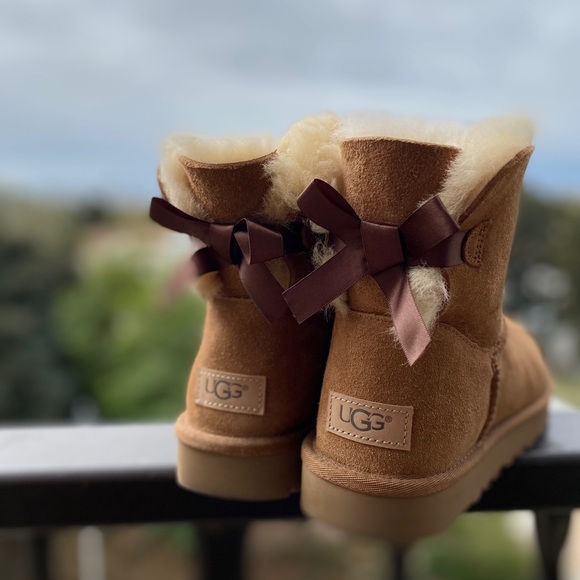UGG Shoes - Ugg Boots with Bow